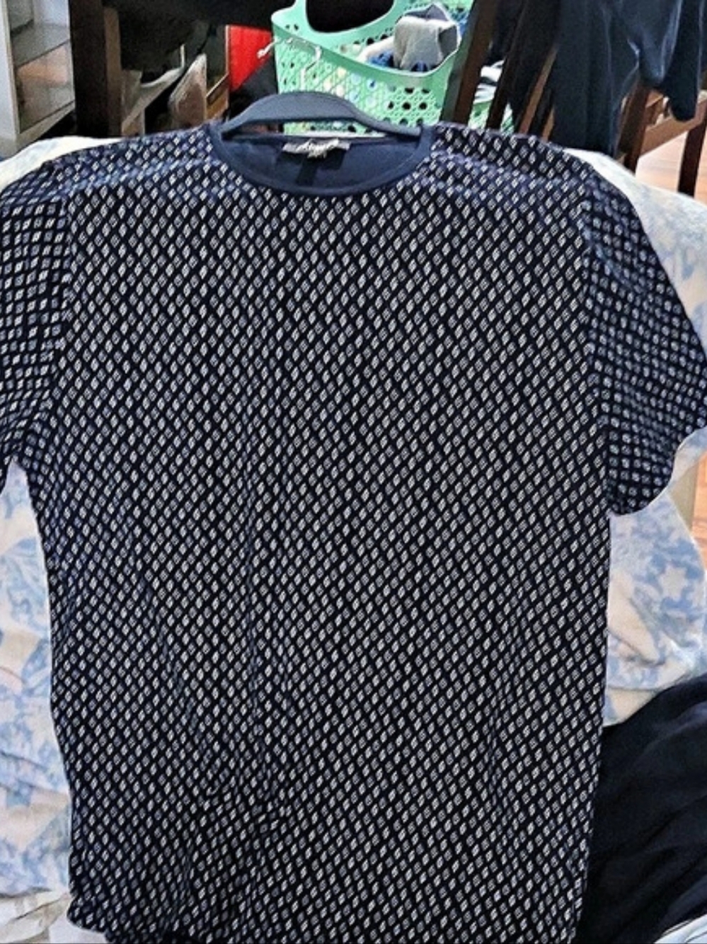 Express Geometric Short Sleeve Top in Black & White Large